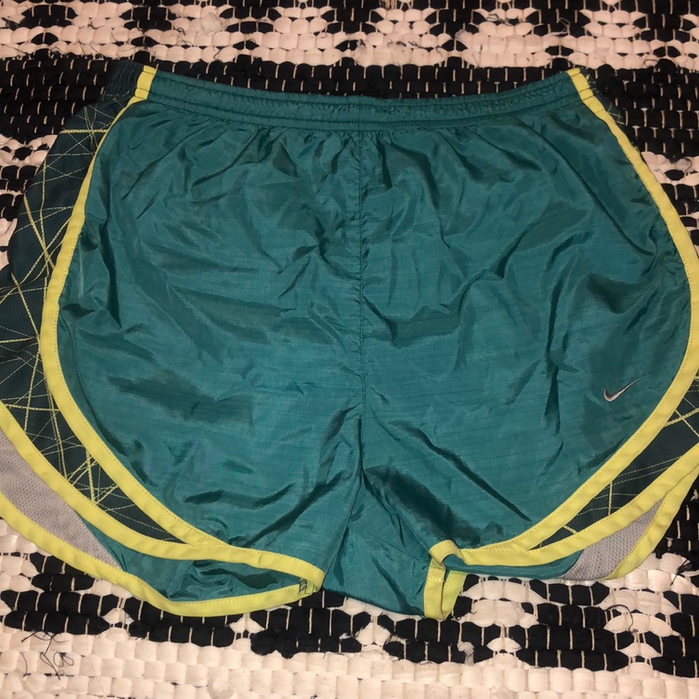 Nike shorts ✔️